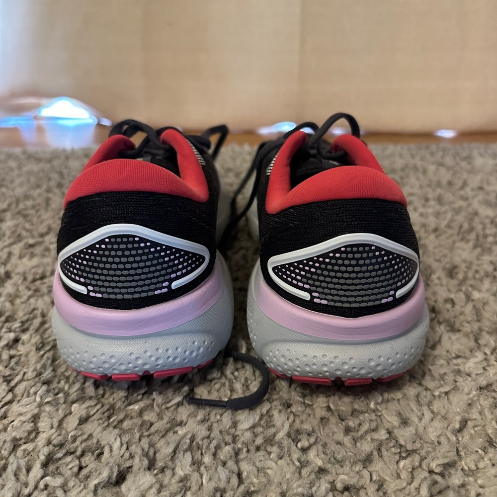 Brooks Women's Ghost 16 - Picture 3 of 8